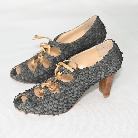 Gwendolyn Carrie Leather Lace Up Heels - Picture 7 of 13